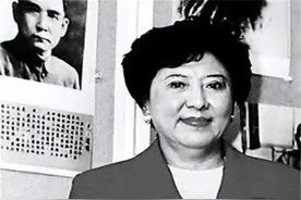 孙中山女儿晚年穷困潦倒，拒绝蒋介石帮助，致信邓小平：恳请帮助图片