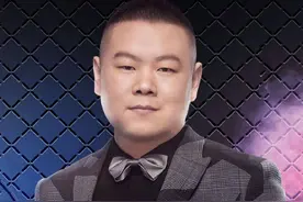 神曲五环创作者岳云鹏，风光无限的他为何在舞台痛哭流涕图片