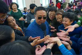 人尿可以喝吗？喝了会怎样？老实说：除了1种情况，否则不建议喝图片