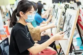 “艺术真不是啥人都能学的”，家长含泪诉苦，扯下了艺考的遮羞布图片