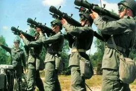 苏军曾解放波兰，扶持其成为军事强国，波兰现在为何敌视俄罗斯？图片