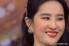 美女三分龅？看这9位女星，有人因一口牙毁所有，有人依旧美上天图片