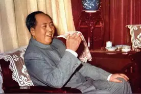 郭沫若写了一首诗，毛主席和了一首，境界高下立判图片