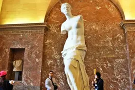 凡尔赛宫500亿，卢浮宫455亿，故宫能值多少钱？图片