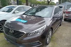 6年才开了3万公里，这辆顶配现代索纳塔只要7万！买家：捡漏了图片