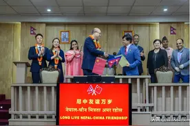 重庆市巴蜀常春藤学校与尼泊尔LRI学校签订合作协议图片