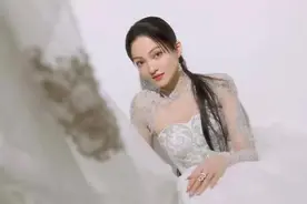 一代歌后张韶涵，艰难困苦的经历淬炼了今日的她图片