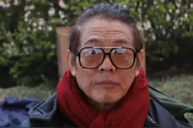 李连杰近照，老年斑抬头纹明显，像90岁老人！网友：年轻的债要还图片