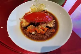 【教你做菜】黑豚肉油醋汁蒸膏蟹图片