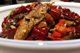 刘月桂 | 平江刘家套的火焙鱼图片