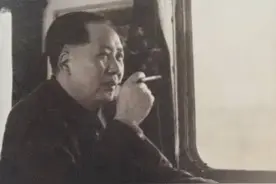 76年毛主席去世，李敏核对守灵名单有些不对劲：我还有一个哥哥呢图片
