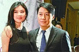 56岁黎明一家三口罕见亮相，再女儿正脸曝光五官超精致图片