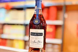 1000元的马爹利蓝带能KO 1500元的马爹利拱桥么？图片