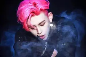 王琳凯太冲动，面对批评直接回怼：你管的着吗？断送了自己的前程图片