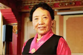 歌唱家才旦卓玛：花甲之年痛失爱女，她与老伴在悲痛中坚强图片