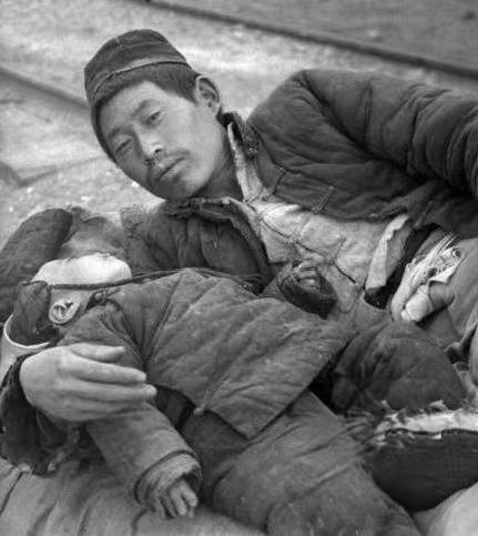 40张老照片看80年前河南湖南大饥荒的真实状况