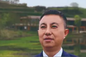 “一城一街”一特色“一园一村”一精品——访万州区五桥街道党工委书记谭连军图片