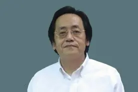 中医奇才倪海厦：医术精湛受人称赞，准确预言自己寿命却难逃定数图片