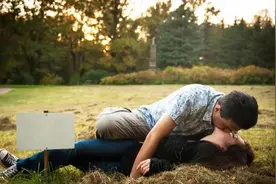 女人有了婚外情人后，其实她的心理是这样的，很真实图片