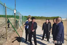 【100个议案建议故事】张家文：农村要迈过垃圾处理这道坎图片