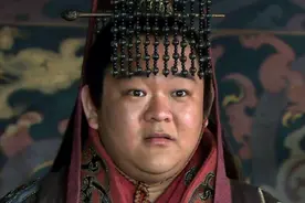 刘备明明有四个儿子，却为何选择扶不起的阿斗做皇帝？原因很简单图片