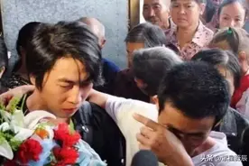 他被拐18年，靠一盘菜回忆起家乡地址，成功找出杀害母亲的人贩子图片