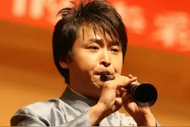 “唢呐圣手”冯晓泉：一曲《冰糖葫芦》登上春晚，如今却没了消息图片
