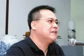 专家许石林曾发文称：建议恢复民跪官制度，背后有何隐情？图片