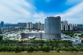 南昌大学二附院系列科普：玫瑰痤疮只是痘痘吗？或许你并不了解这样的“痘痘”图片