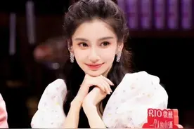 黄晓明携新欢共赴大孤山，疑似求子求姻缘，与杨颖复合彻底无望图片