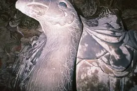 旅游的好去处，安岳石刻景区之孔雀洞图片