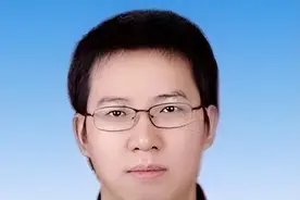 留美归国，他掌握“量子领域”核心技术，任职华中科技大学，成果创世界纪录！图片