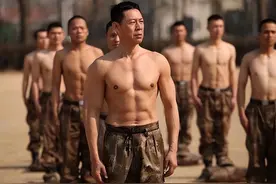 不发福、不油腻、颜值身材都在线的8位中年内地男星，真叔圈楷模图片