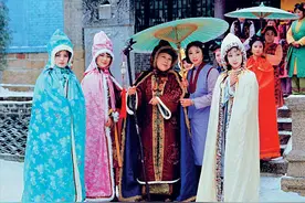 红楼梦四大家族，谁家人口最多、爵位高？谁家人口少，地位低？图片