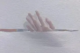 越看越上头的沙雕文案图片