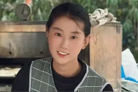 上岸第一剑先斩意中人！烤牌姑娘张懿菲 ，从爆红到塌房只用一个月图片