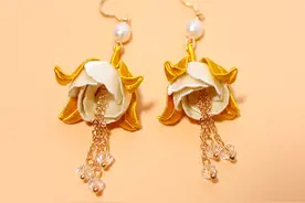 送女性朋友什么礼物好？女人无力抗拒的三样礼物，我来教你选图片