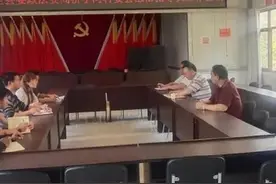 2022年离岗村干部有补贴，你认为当村干部好吗？图片