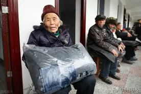 在农村什么样的人能申请五保户？五保户能不能被取消？图片