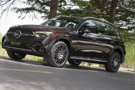 试驾全新梅赛德斯-奔驰长轴距GLC SUV图片
