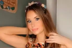 美国女子天生有双生殖器官，可以一个月内怀上两个孩子图片