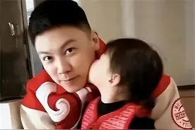 奥运冠军陈玘：与前妻离婚后娶小11岁娇妻，如今儿女双全生活幸福图片