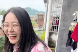 爱屋及乌！浙江一男子到女友家见是自建房，偷偷给岳父母买了套房图片