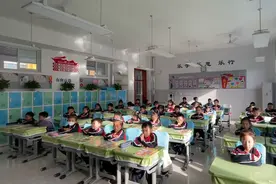 课前小故事《大拇指》02（一九班）（《格林童话》）#一年级图片