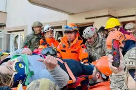 公羊搜救队接受本网采访：中国搜救犬搜索出1名成年男子图片