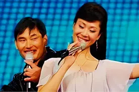 于文华不再隐瞒，承认与朱之文的关系，我们只是朋友关系图片