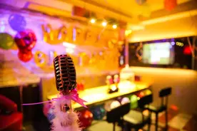 江国华：未满十八岁禁入KTV并非过度保护 | 学者评论图片