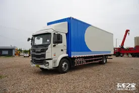 10米大单桥载货车盘点，谁的货厢容积更大？图片