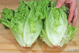 生菜不要炒着吃了，教你星级饭店的做法，颜色翠绿不发黄，超下饭图片