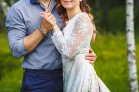 我和女友在一起2年，实在忍不住亲密，她现在几个月没来月经了图片